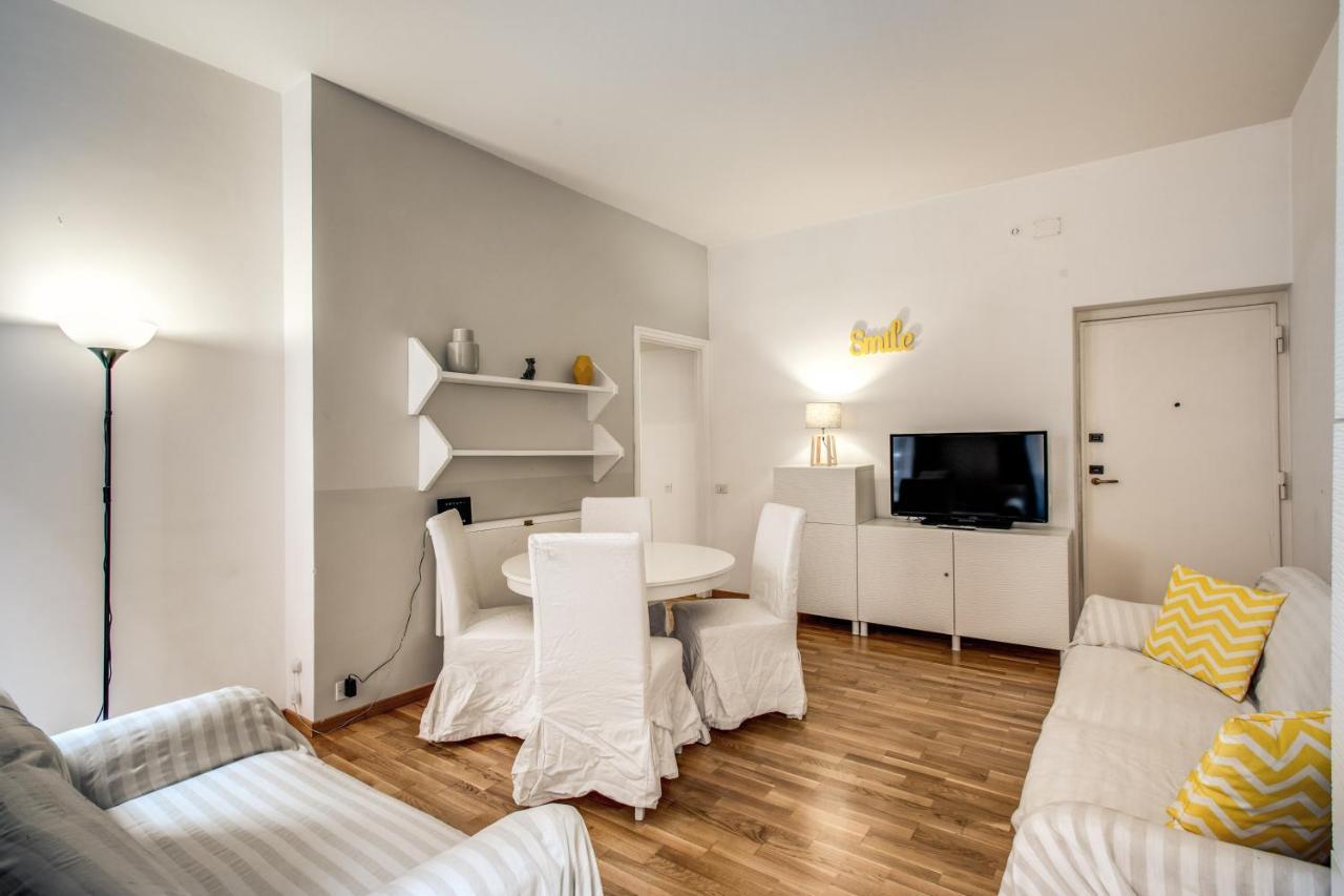 Family Room In Via Del Corso Central Рим Экстерьер фото